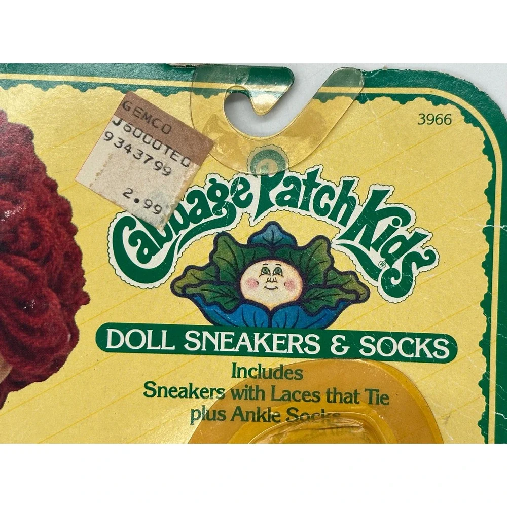 Vintage 1984 Cabbage Patch Kids Doll Yellow Sneakers Socks Coleco 3966 Sealed